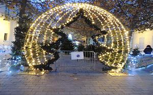 2025 12 09 OULLIOULES PROMENADE (49)